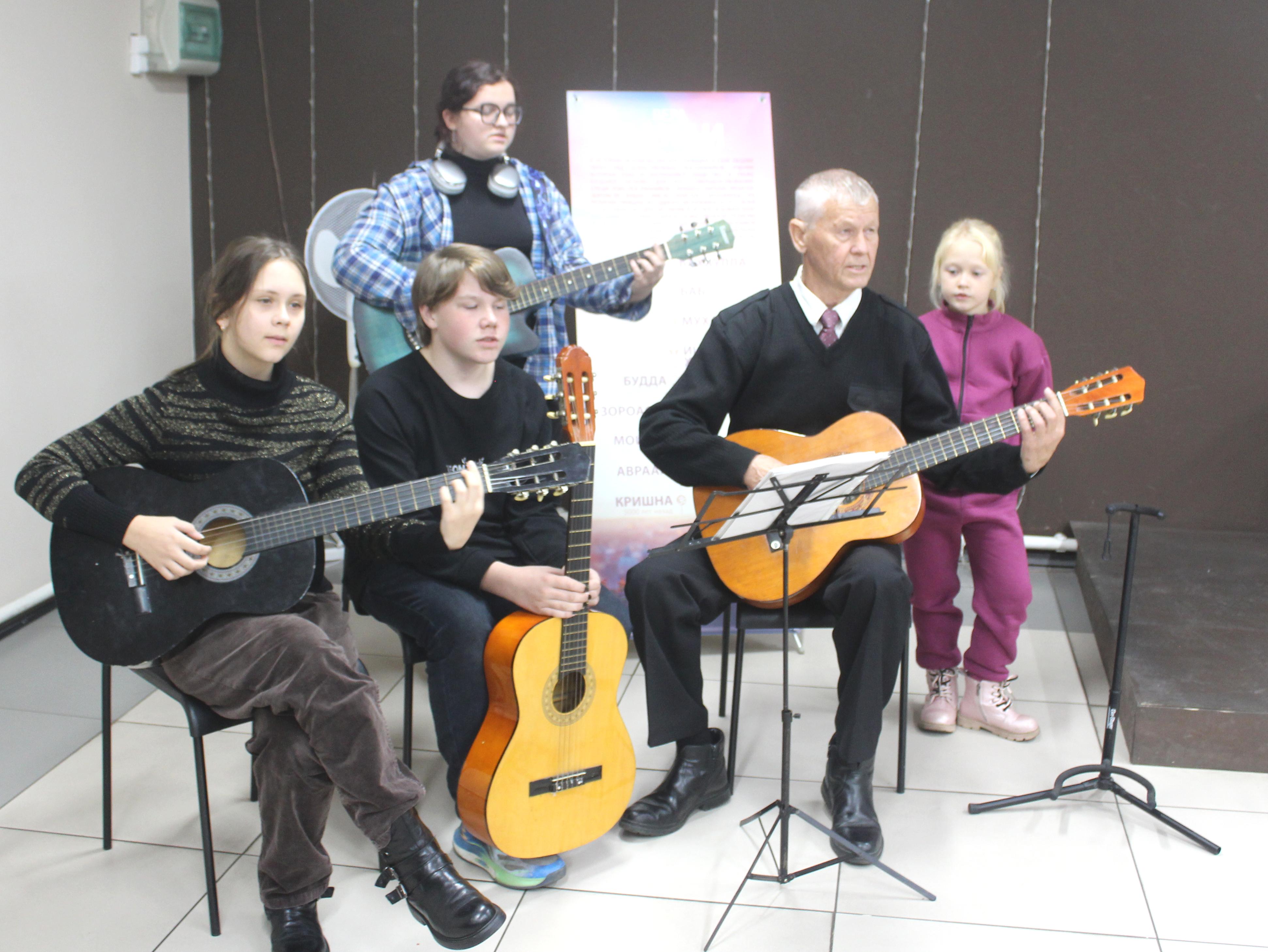 Бахаи Двойное Рождество Фото Александра Кравченко